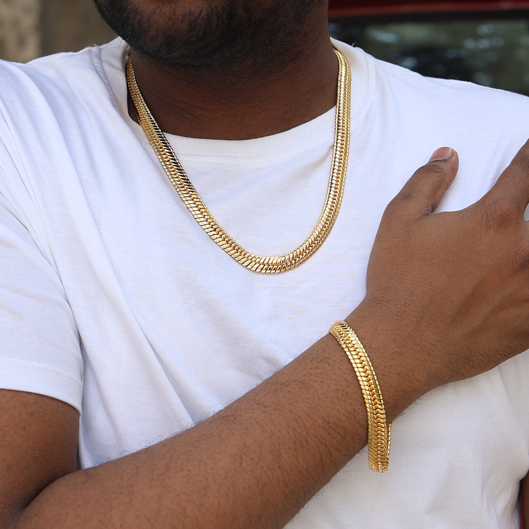 Flat Cuban Gold Chain (18K Gold Plating) - 9 MM