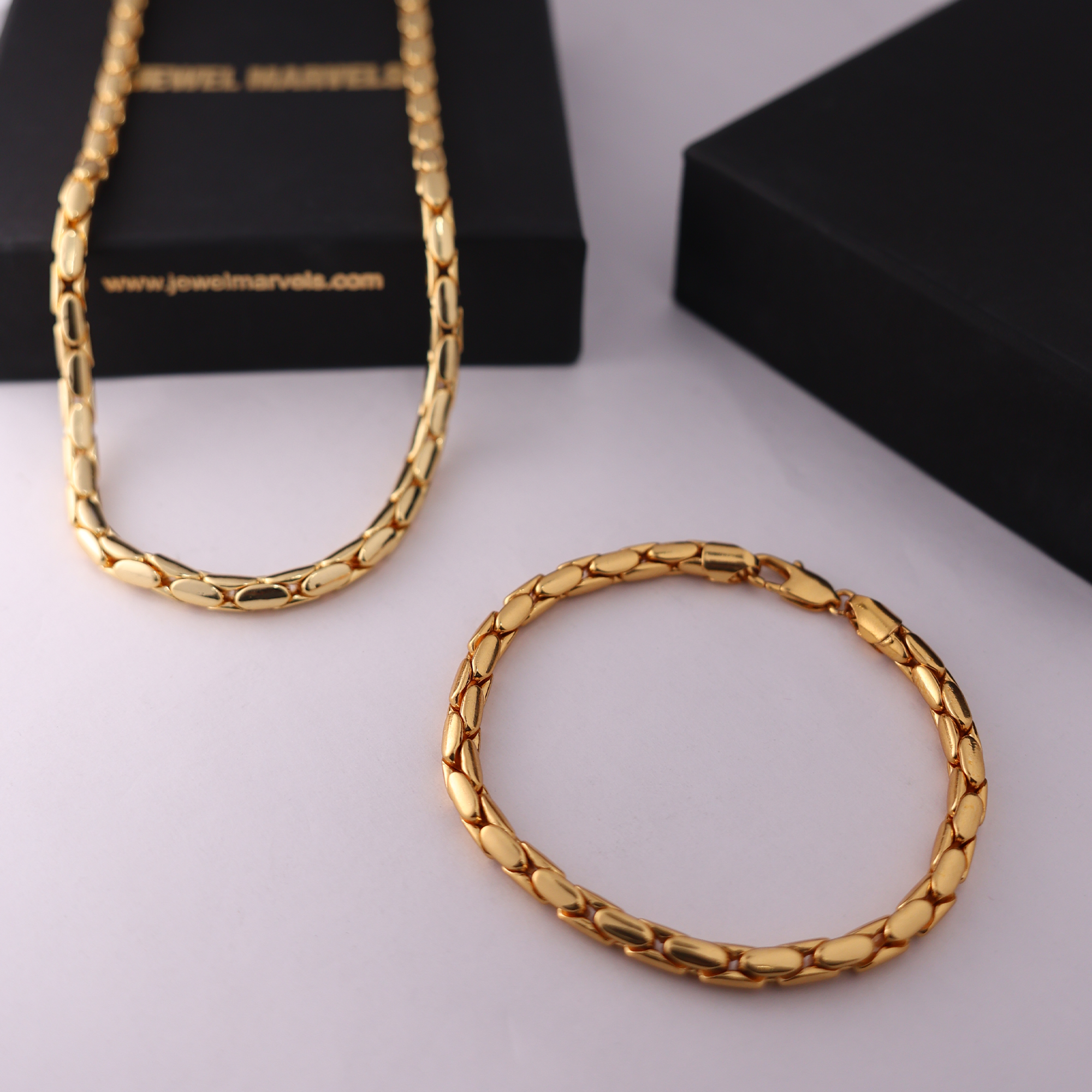 Cobra Gold BRACELET (18K Gold Plating) 5.5 MM