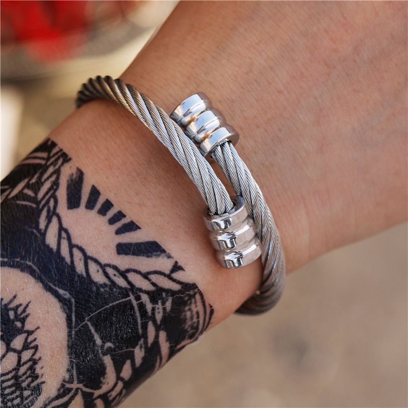 Luxury Twisted Bracelet