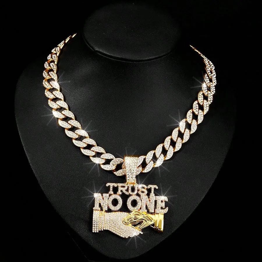 TRUST NO ONE (PENDANT + CHAIN)