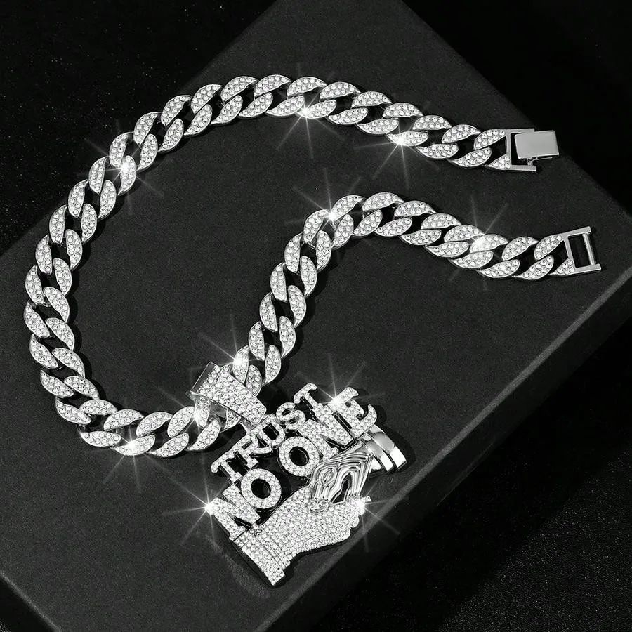 TRUST NO ONE (PENDANT + CHAIN)