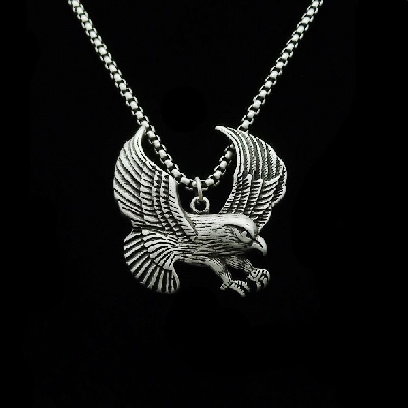 Majestic Eagle ( Pendant + Chain )