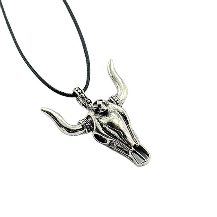 Powerful Bull Head (Pendant + Dori)