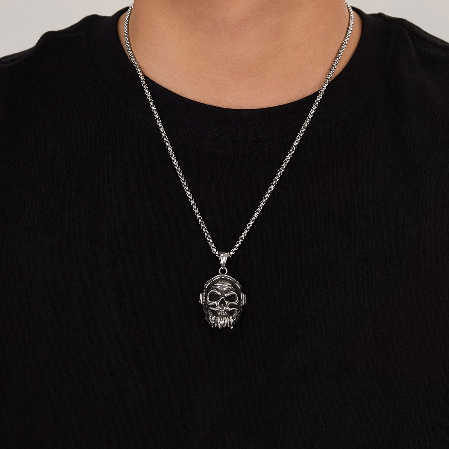 Raw Vibe Headphone (Pendant + Chain)