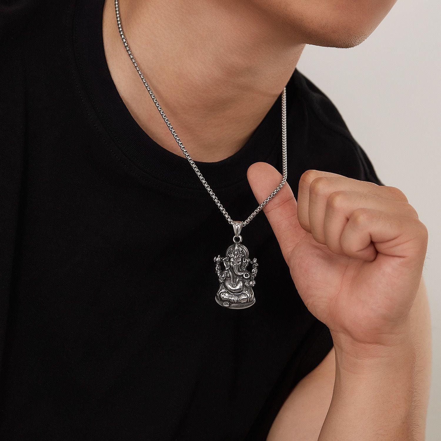 Divine Ganesha (Pendant + Chain)