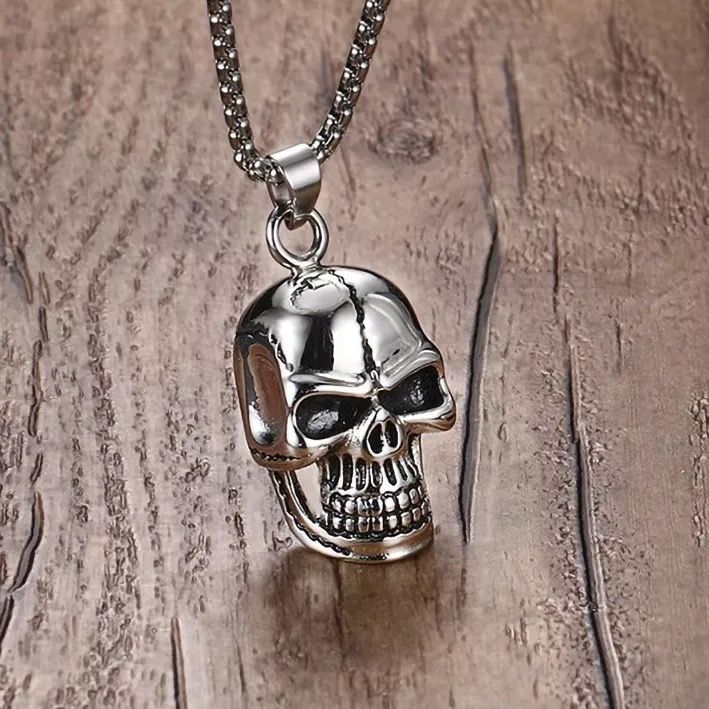 Bone King (Pendant + Chain)