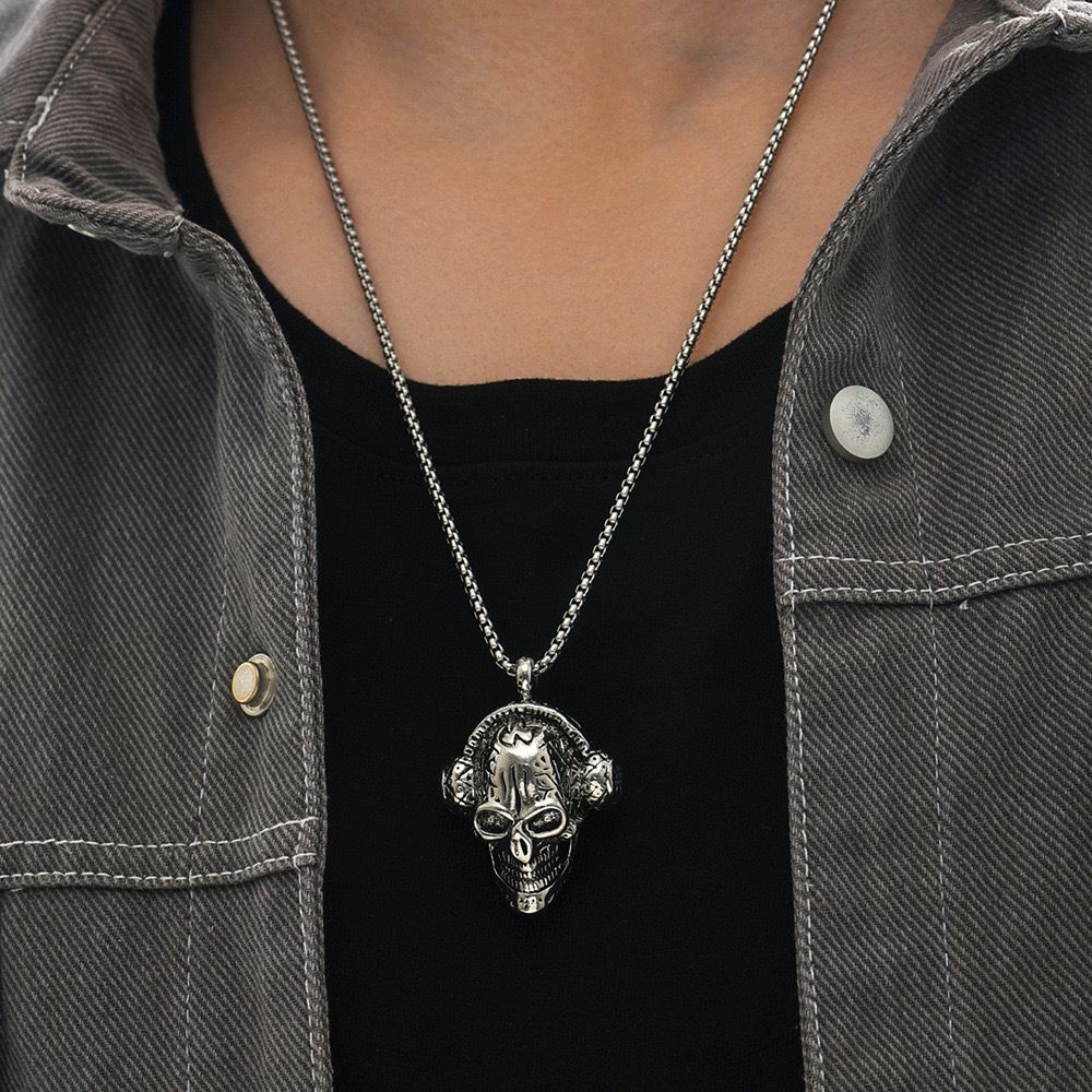 Skull Vibes (Pendant + Chain)