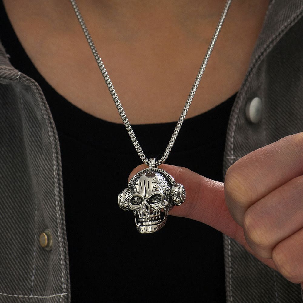 Skull Vibes (Pendant + Chain)