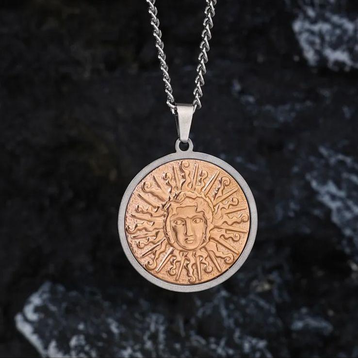 Solar Glow (Pendant + Chain)