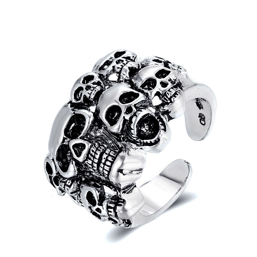 Vampiric Skull Ring