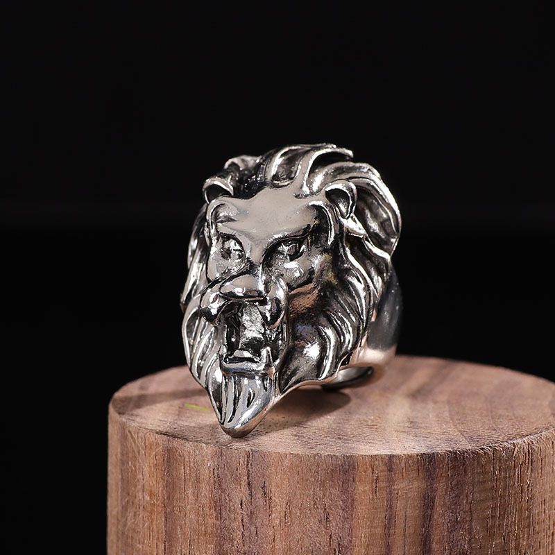 LION RING