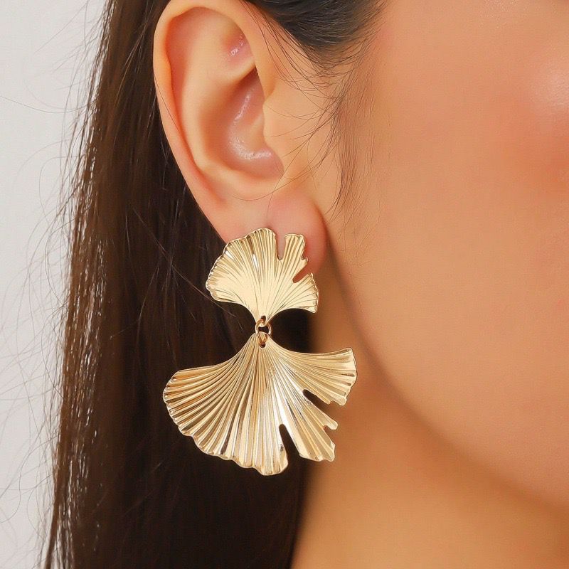 Chic Dangle Earrings