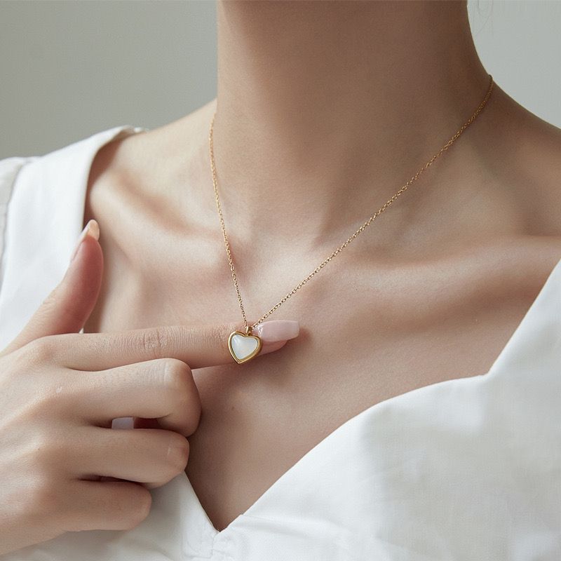 Tiny Heart Necklace