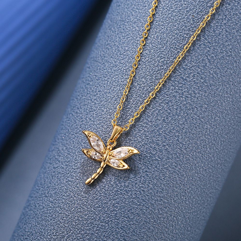 Minimal Butterfly Pendant Necklace