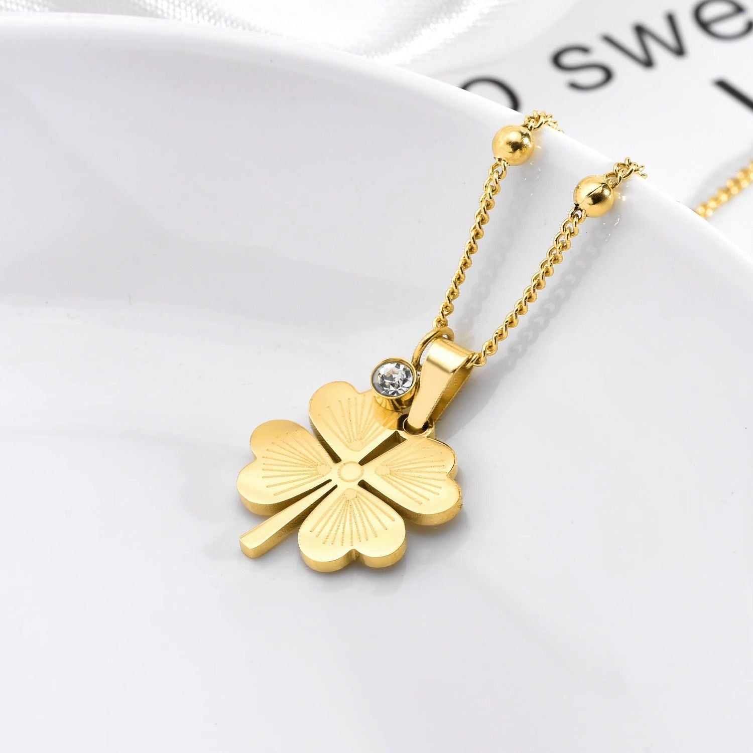 Floral Charm Pendant Necklace