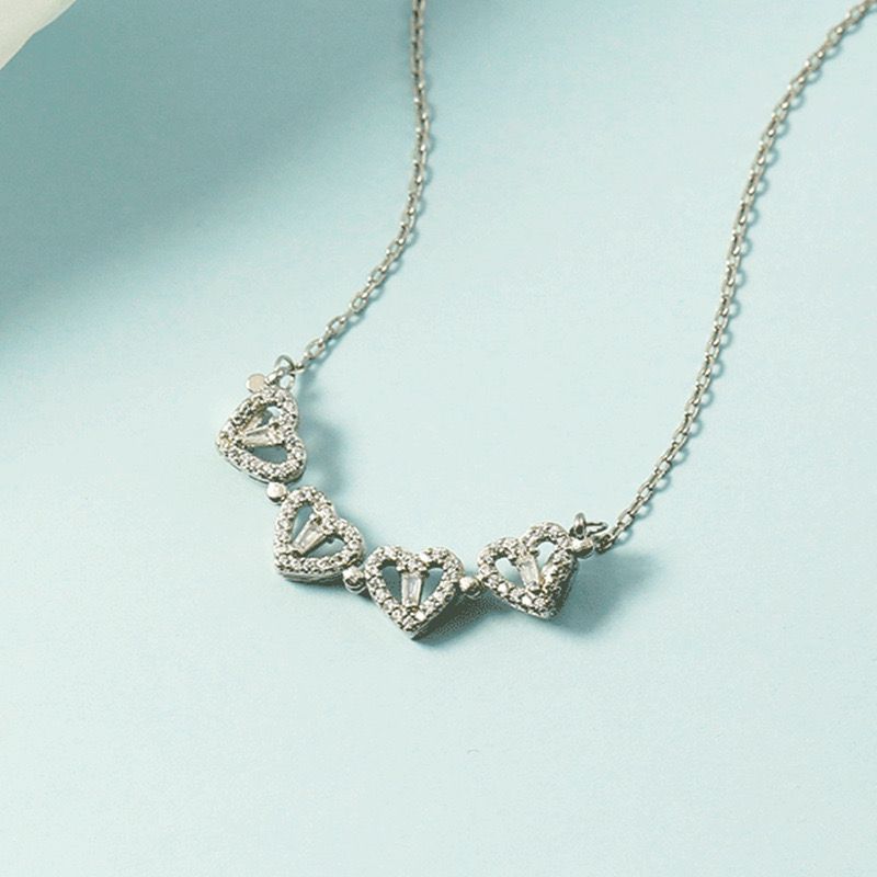 Clover Zirconia Titanium Pendant Necklace