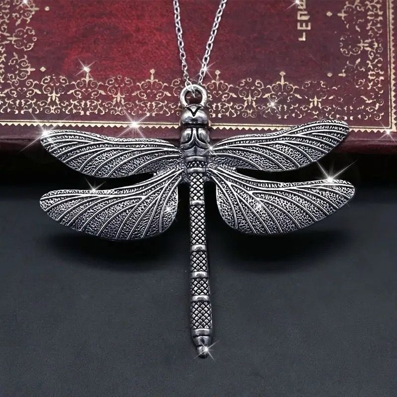 Elegant Butterfly Pendant Necklace