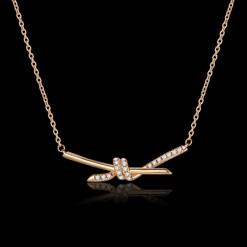 Delicate Chain Pendant Necklace (Zircon)