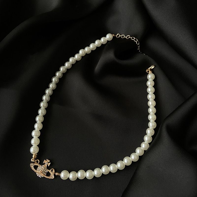 Crown Pearl Bead Necklace