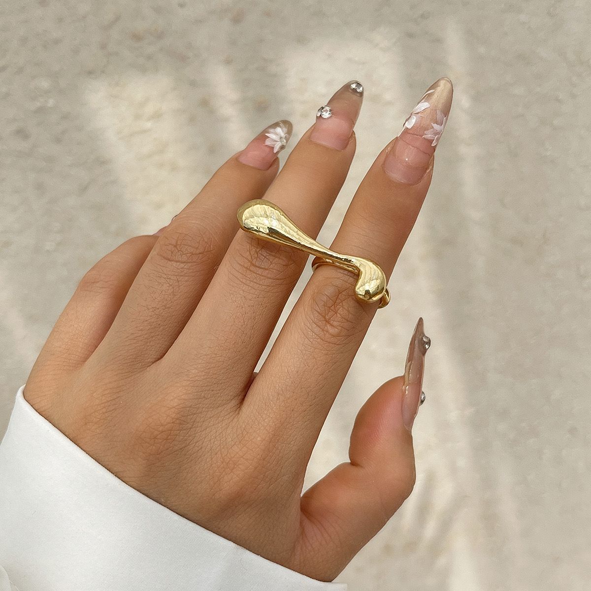 Bold irregular shape fashion ring - 18K Gold Plated