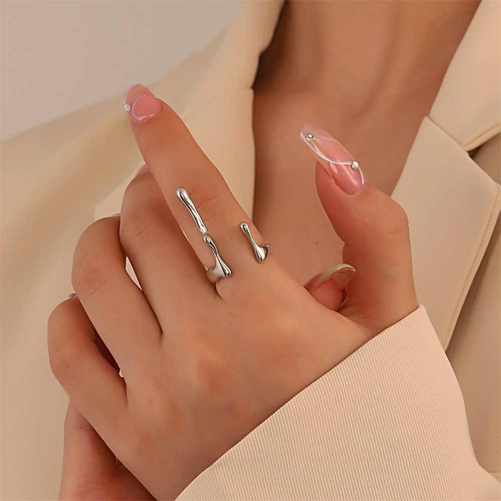 Stylish mixed-shape rings