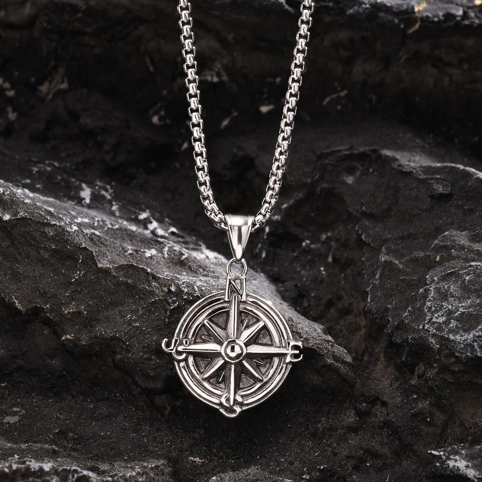 Eternal Circle (Pendant + Chain)