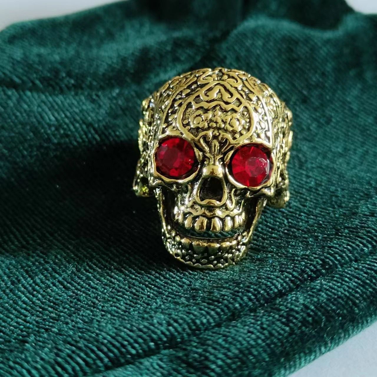 Diamond Eyed Skull Ring